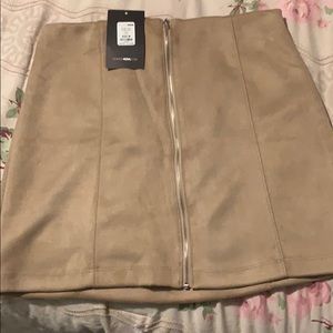 very comfy never worn fashion nova skirt
